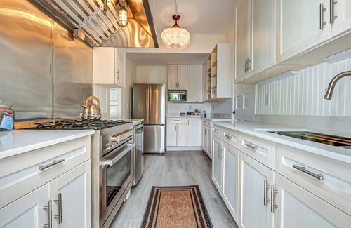 Bellport Hotel | Bellport Inn