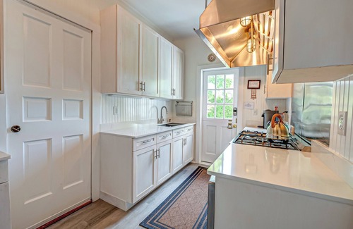 Bellport Hotel | Bellport Inn