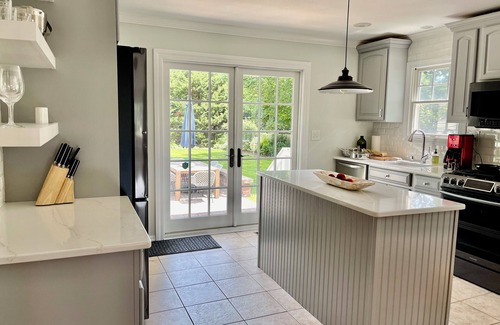 Bellport Cottage | Bellport Village Modern Cottage with Pool