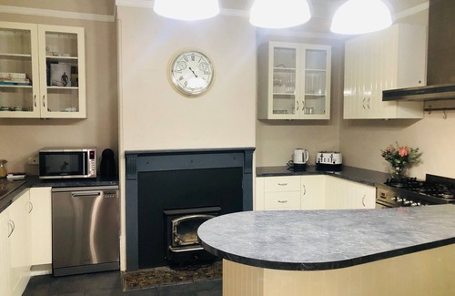 Armidale House | Belmore Historic Cottage