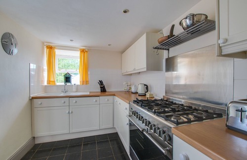 New Quay House | Belvedere - Four Bedroom House, Sleeps 6