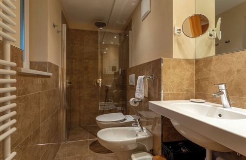 Collalbo Hotel | Bemelmans Post Hotel