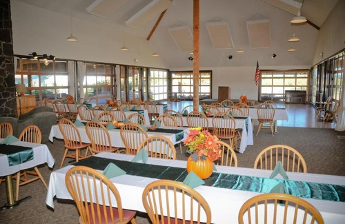 Three Rivers Resort | Bend-Sunriver Camping Resort Two-Bedroom Cabin 5