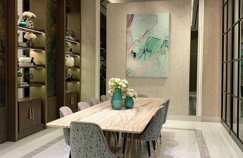 Surabaya Apartment | Benson 2 BR & 1 Pakuwon mall for 5 peoples stay