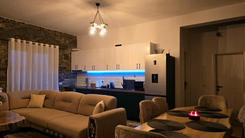 Otllak Apartment | Berat Stone house