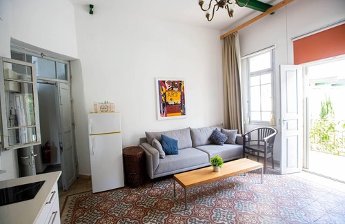 Tiberias Old City House | Berenice Winery Villa