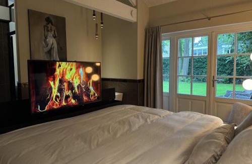 Apeldoorn Bed & Breakfast | Berg en Bos Suite met luxe jacuzzi