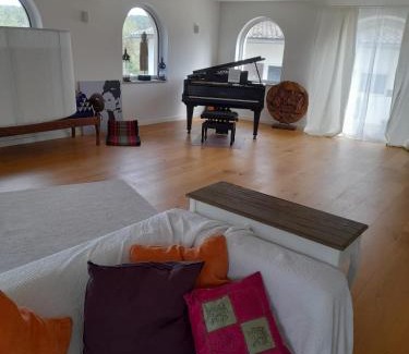 Pfaffenhofen an der Ilm Villa | Berg-Hof