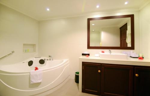 Beau Vallon Resort | Berjaya Beau Vallon Bay Resort & Casino