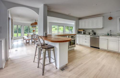 Williamstown House | Berkshire Vacation Rentals: The Brookman: Renovated 6000 SF Estate On 40 Acres