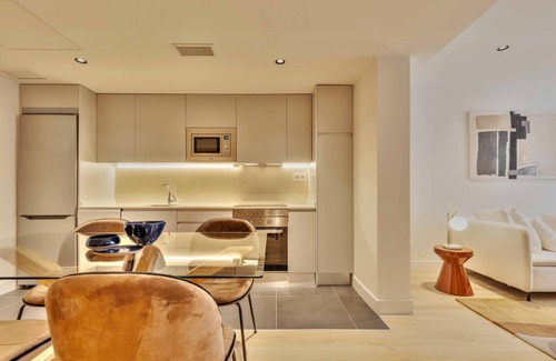 Nueva Espana Apartment | Bernabeu Place XI apartment in Madrid