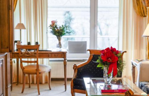 Charlottenburg-Wilmersdorf Hotel | Bernstein Hotel Villa Kastania