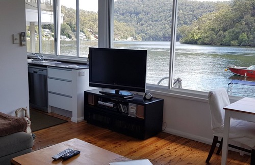 Berowra Cottage | Berowra Waters Cottage