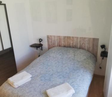 Neuvy-Saint-Sepulchre Apartment | BerryBreak 3