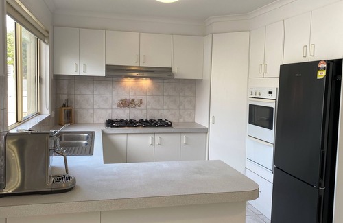 Berwick House | Berwick 2 Bedroom Pet Friendly House