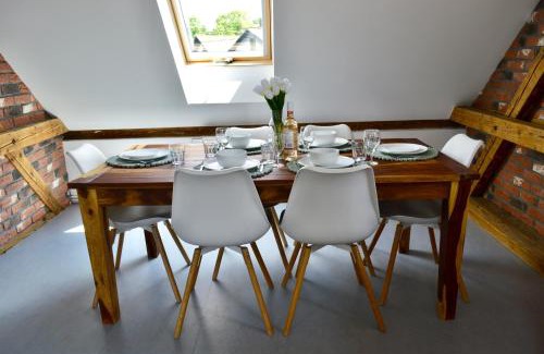 Straconka Apartment | BESKID HOUSE Blisko szlaków górskich WIFI Parking Klimatyzacja Beskidy