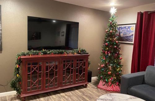 Mead House | Best Kitchen In Texoma! New! Playroom!