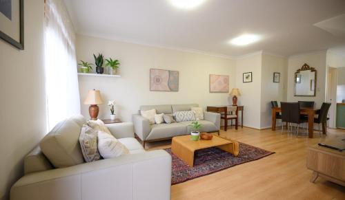 Leederville Apartment | Best Location Leederville Townhouse