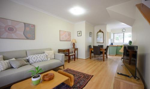 Leederville Apartment | Best Location Leederville Townhouse