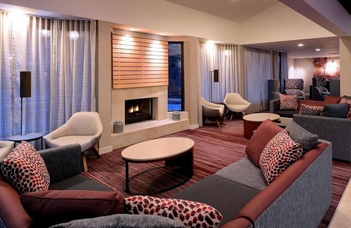 Waldron Hotel | Best Place to Unwind! 2 Relaxing Units, Pets Allowed, Indoor Pool