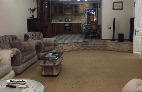 Sabayil Villa | Best Price Castle Hotel