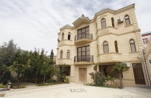 Sabayil Villa | Best Price Castle Hotel