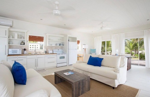 Governor's Harbour Cottage | Best Romantic Beach House, Newly Remodeled