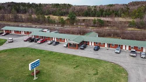 Hawk Run Hotel | Best Travel Inn Philipsburg