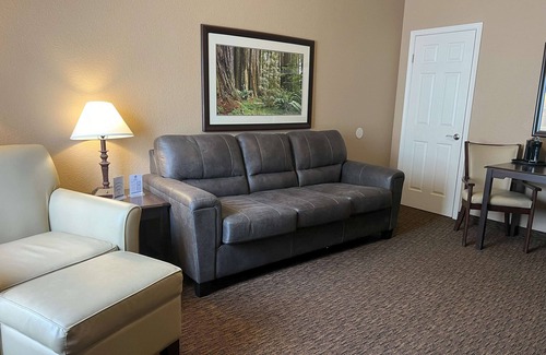 Fortuna Hotel | Best Western Country Inn