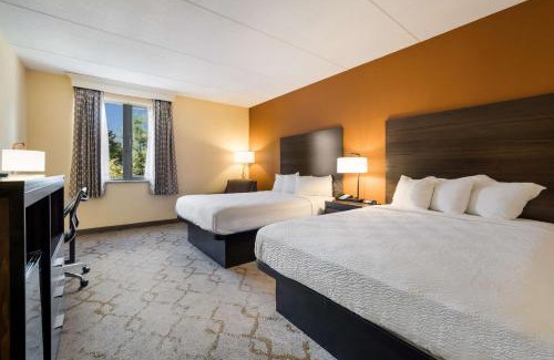 Sayre Hotel | Best Western Grand Victorian Inn