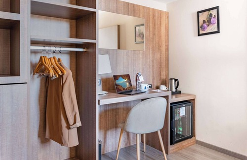 Brignais Hotel | Best Western Hotel Des Barolles - Lyon Sud