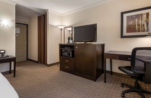 Nelson Hotel | Best Western Plus Baker Street Inn