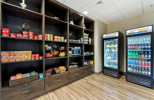 Centralia Hotel | Best Western Plus Centralia Hotel & Suites