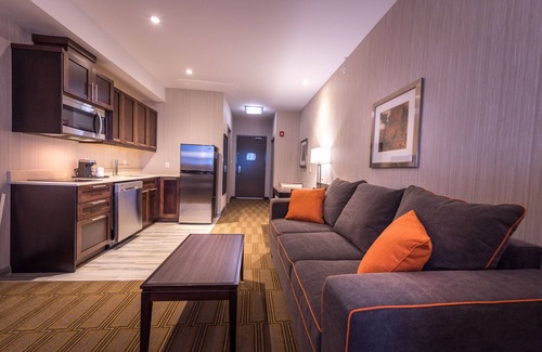 Fort St. John Hotel | Best Western Plus Chateau Fort St. John