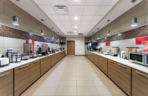 Chickasha Hotel | Best Western Plus Chickasha Inn