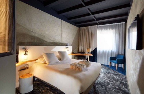 Valence Hotel | Best Western Plus Clos Syrah