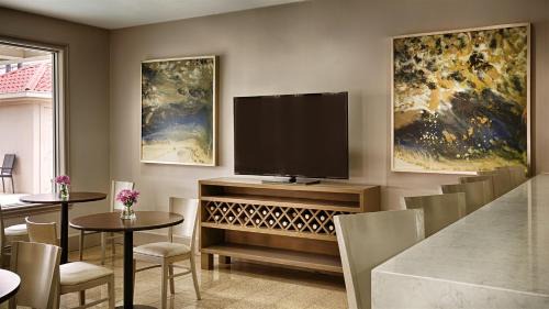 Montrose Hotel | Best Western Plus Downtown Inn & Suites