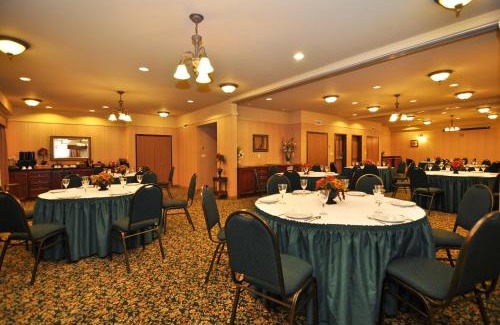 Fredericton Hotel | Best Western Plus Fredericton Hotel & Suites