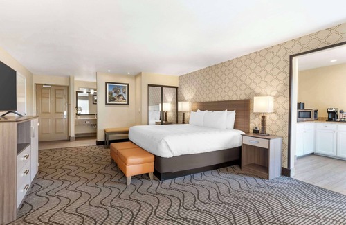 Benicia Hotel | Best Western Plus Heritage Inn