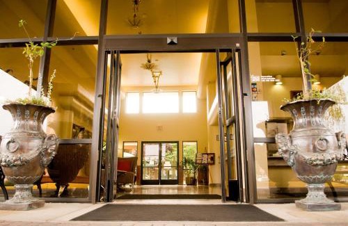 Roseville Hotel | Best Western Plus Orchid Hotel & Suites