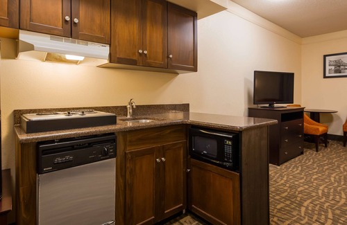 East Peoria Hotel | Best Western Plus Peoria