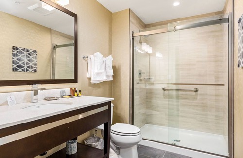 Pennsauken Hotel | Best Western Plus Philadelphia-Pennsauken Hotel