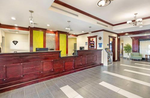 Pratt Hotel | Best Western Plus Pratt