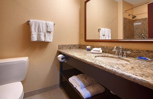 North Lake George Hotel | Best Western Plus Ticonderoga Inn & Suites