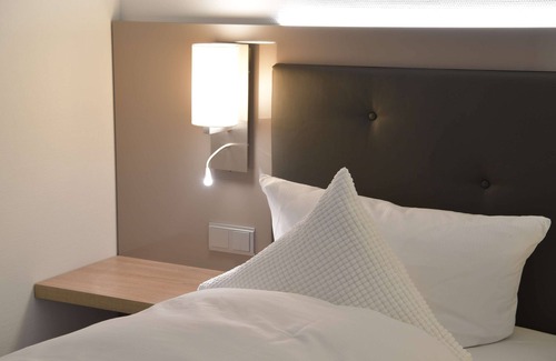 Niefern Hotel | Best Western Queens Hotel Pforzheim-Niefern