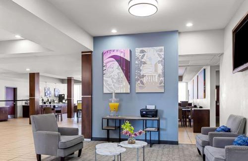 Hazelwood Hotel | Best Western St. Louis Airport North Hotel & Suites