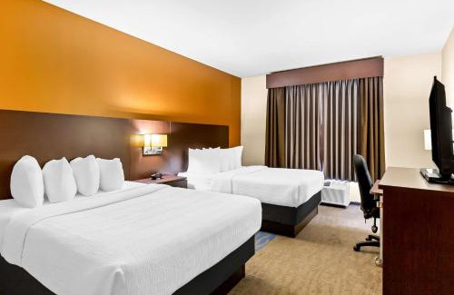 Hazelwood Hotel | Best Western St. Louis Airport North Hotel & Suites
