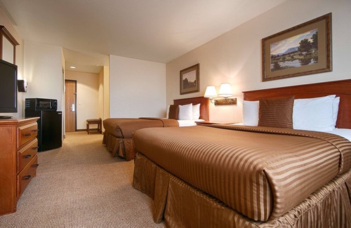 Bloomfield Hotel | Best Western Territorial Inn & Suites