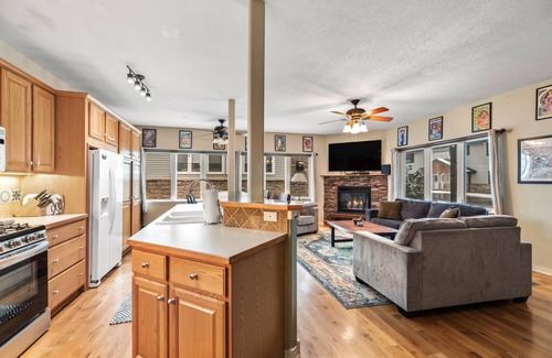 Steamboat Springs Condo | Best Winter Monthly Deals! Steps to Free Bus-Spacious-Quiet & Private Street-W/D-Fireplace
