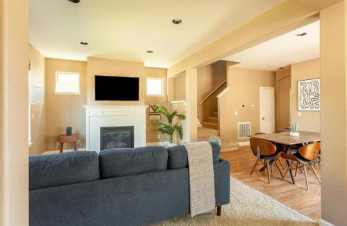North Bethany Apartment | Bethany 2br w pool nr brewery garden golf PDX-12